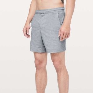 Lululemon Pace Breaker lined shorts 5" - XL, light grey